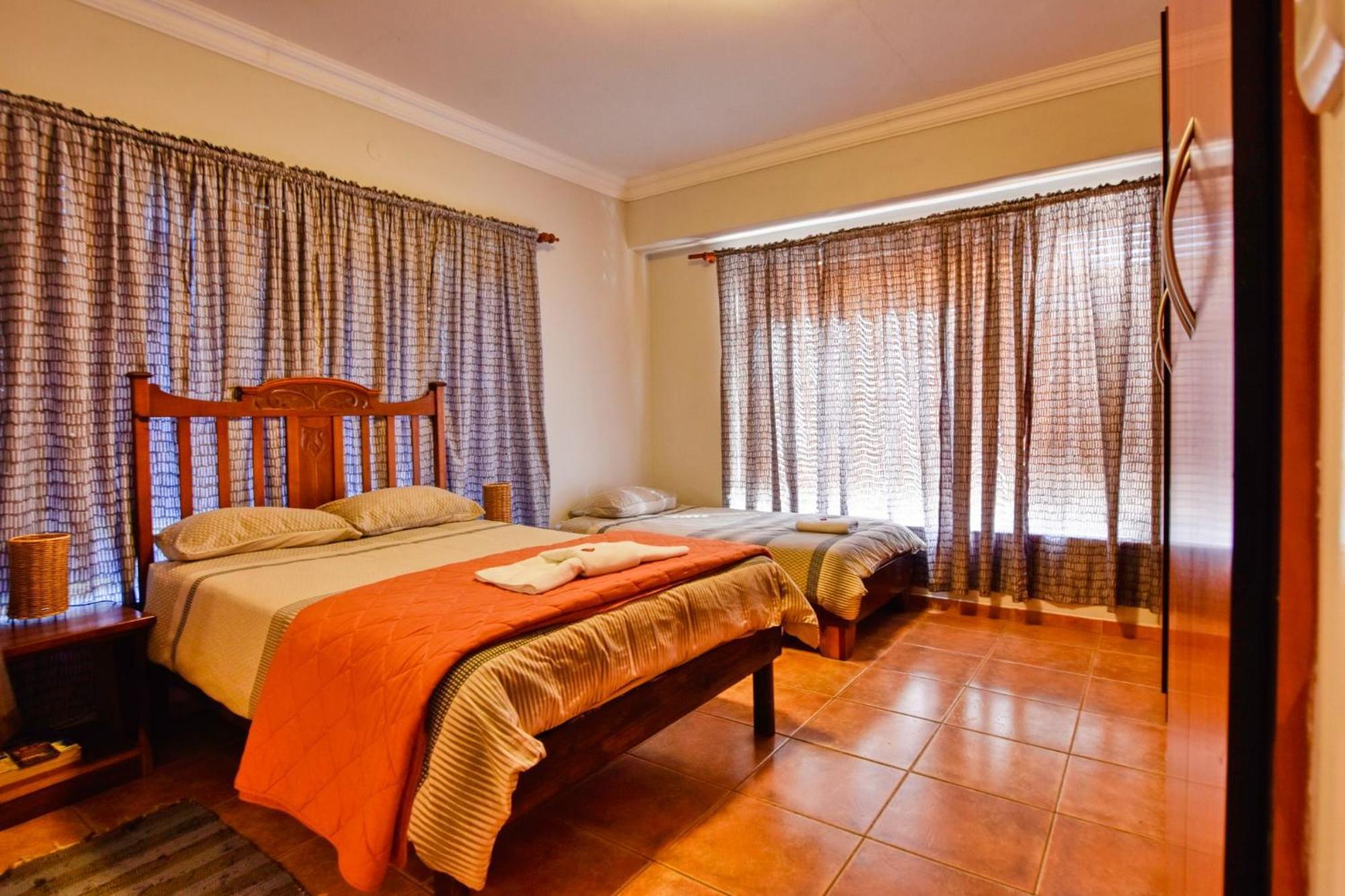 Anandi Guesthouse Свакопмунд Экстерьер фото