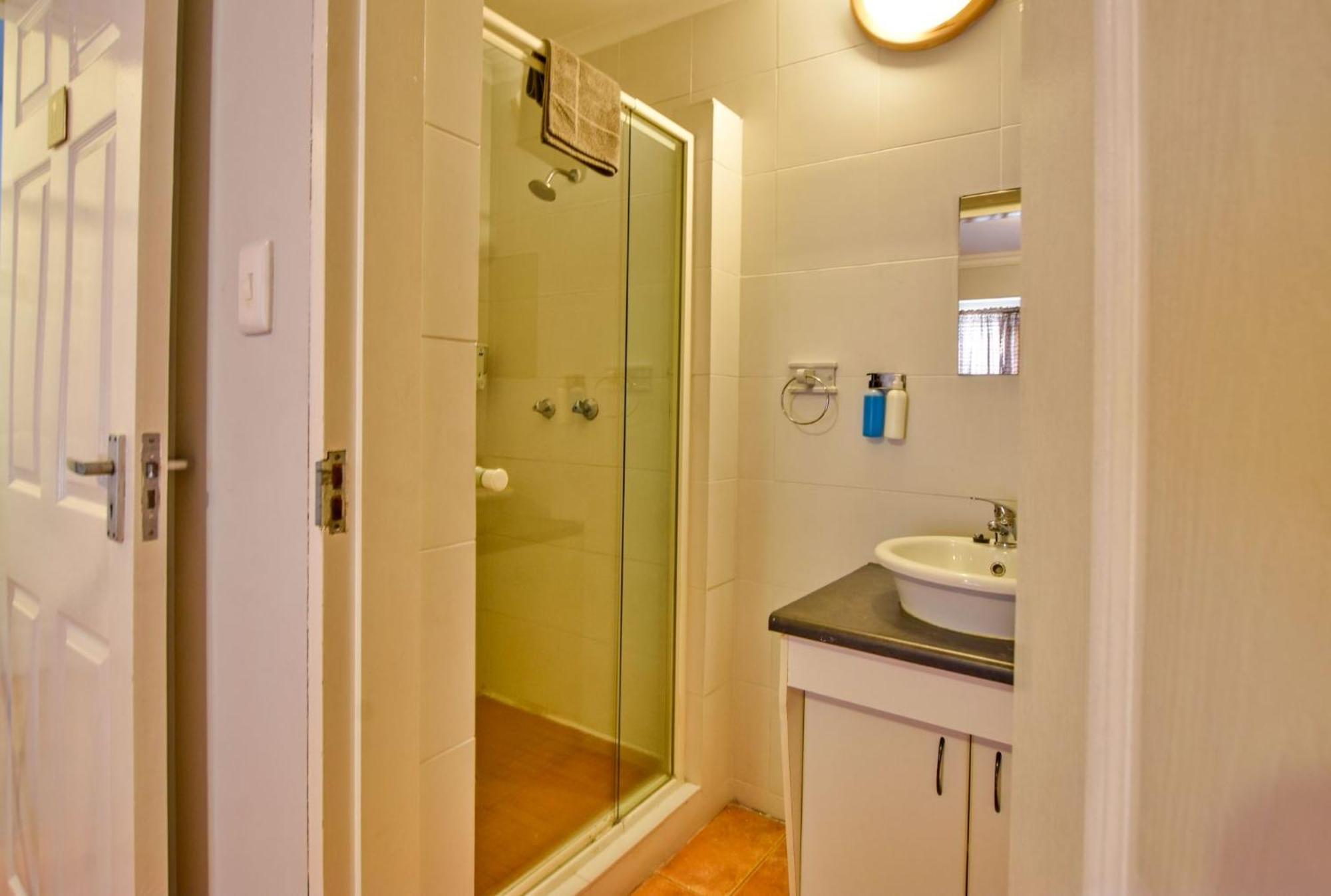 Anandi Guesthouse Свакопмунд Экстерьер фото