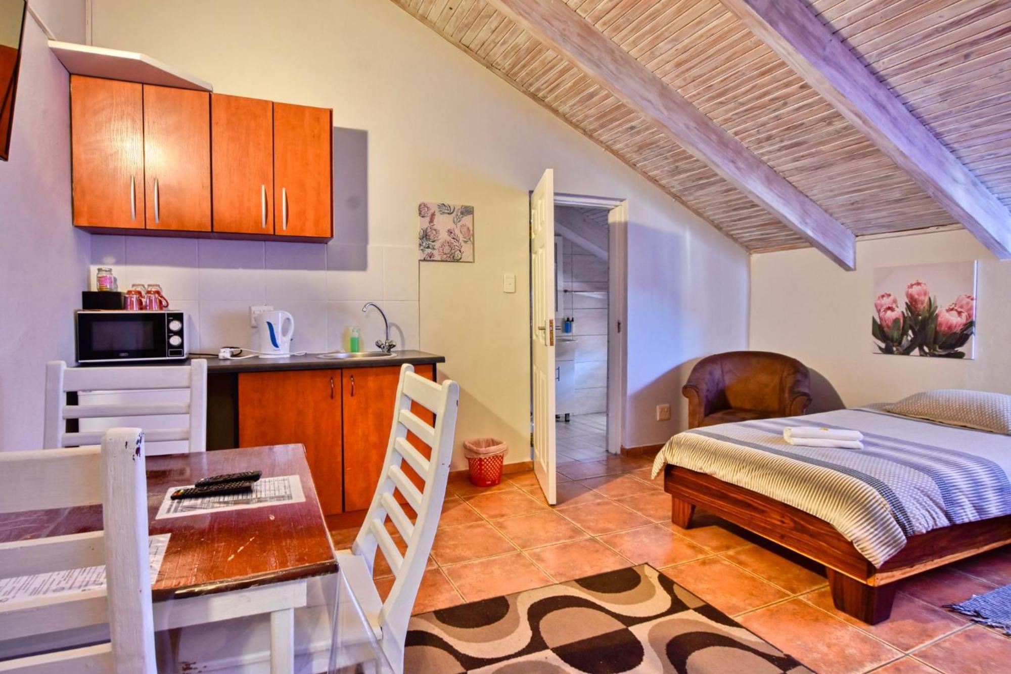 Anandi Guesthouse Свакопмунд Экстерьер фото