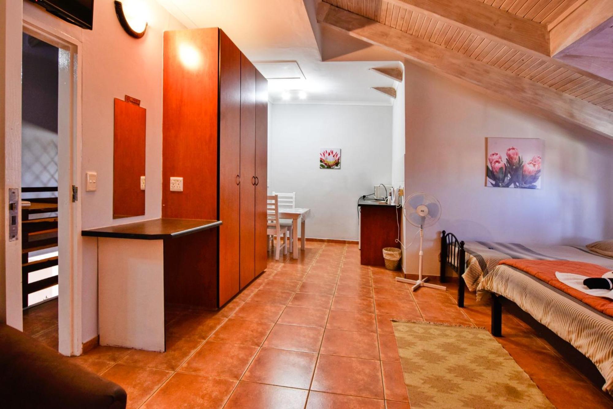 Anandi Guesthouse Свакопмунд Экстерьер фото