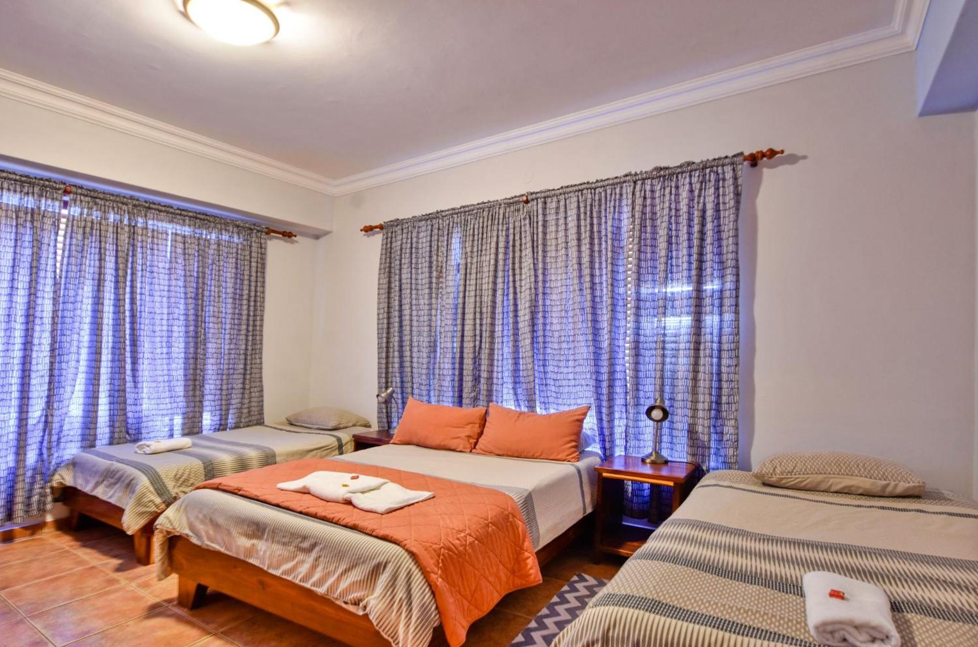 Anandi Guesthouse Свакопмунд Экстерьер фото