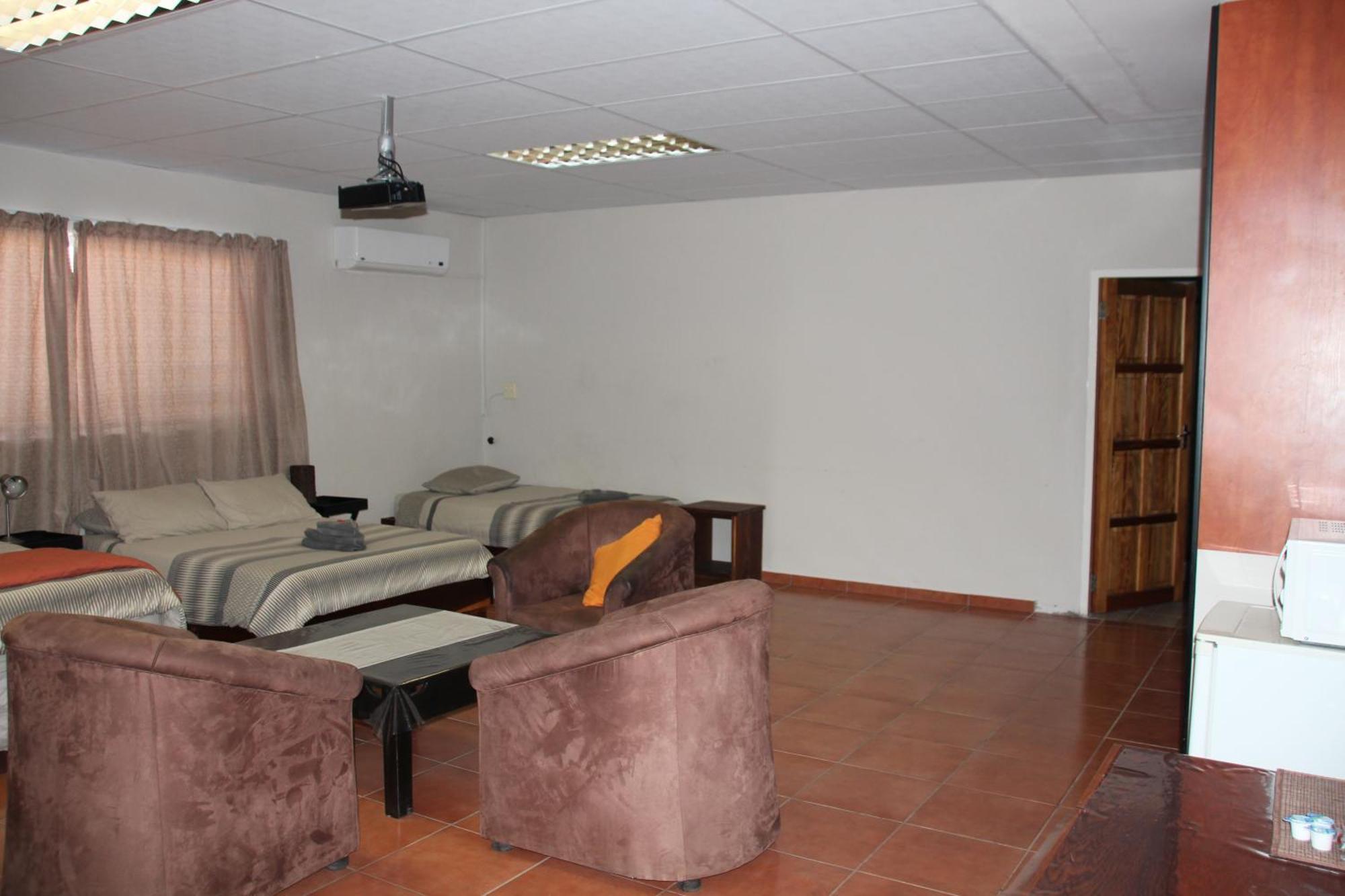 Anandi Guesthouse Свакопмунд Экстерьер фото