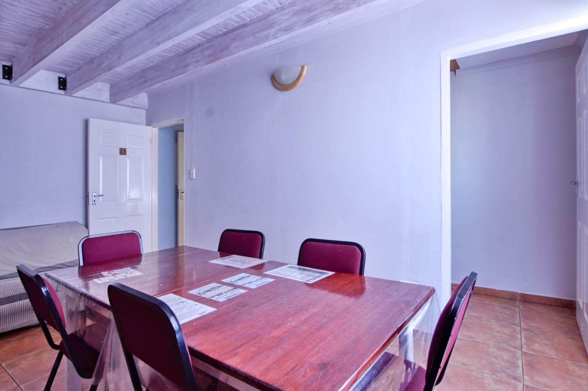 Anandi Guesthouse Свакопмунд Экстерьер фото