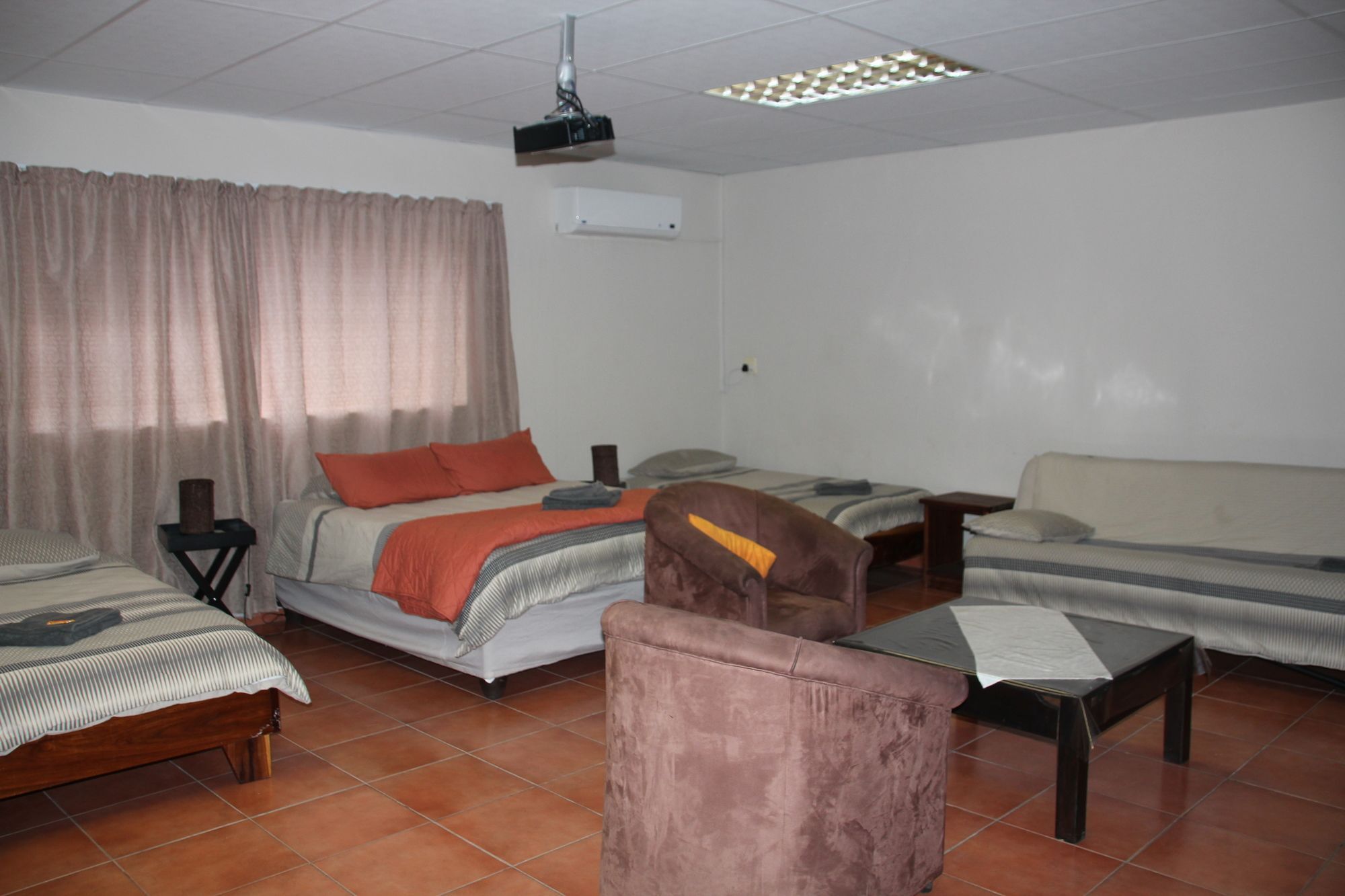 Anandi Guesthouse Свакопмунд Экстерьер фото