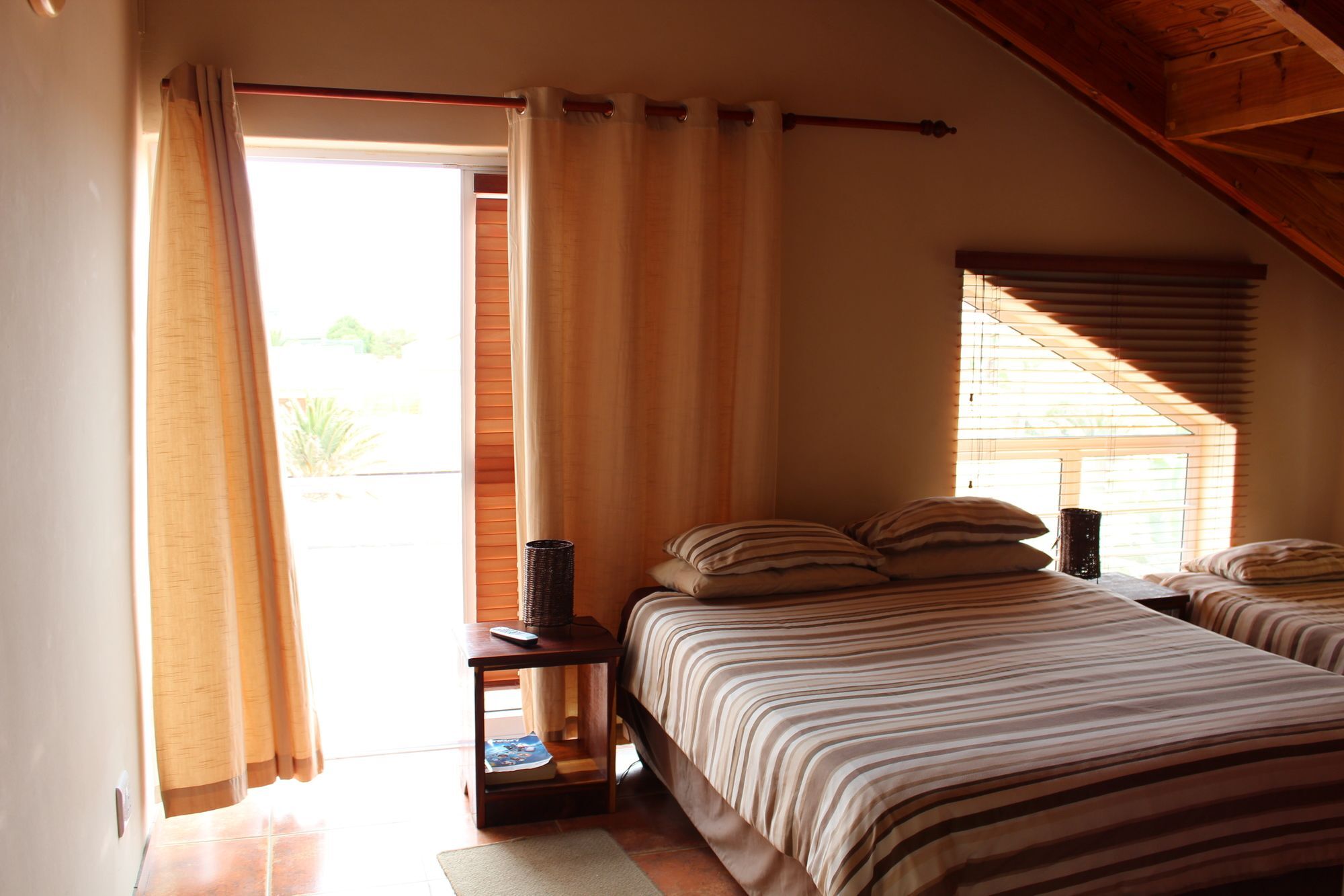 Anandi Guesthouse Свакопмунд Экстерьер фото